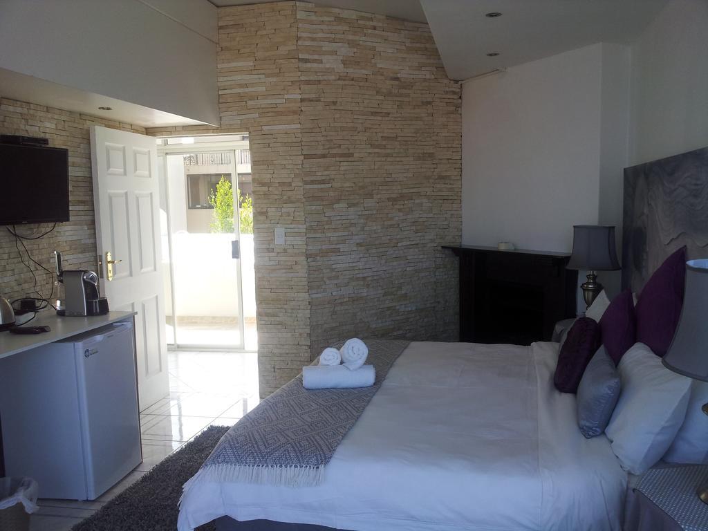 Hotel Bread&Barrel Palazzo Blouberg Bloubergstrand Exterior foto