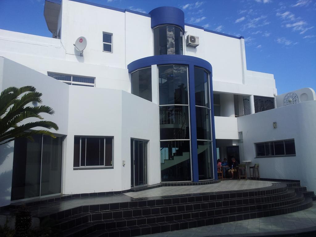 Hotel Bread&Barrel Palazzo Blouberg Bloubergstrand Exterior foto